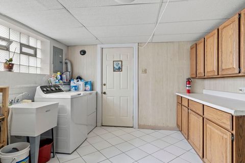 Tiny photo for 10720 Laramie Avenue, Oak Lawn, IL 60453 (MLS # 12478953)