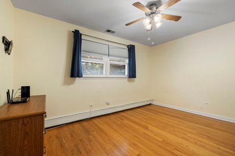 Tiny photo for 10720 Laramie Avenue, Oak Lawn, IL 60453 (MLS # 12478953)