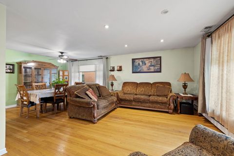 Tiny photo for 10720 Laramie Avenue, Oak Lawn, IL 60453 (MLS # 12478953)