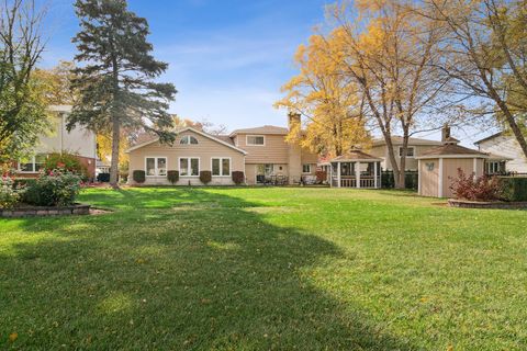 Tiny photo for 214 E Ivy Lane, Arlington Heights, IL 60004 (MLS # 12502830)