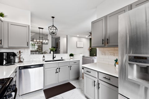 Tiny photo for 43 N Palazzo Drive, Addison, IL 60101 (MLS # 12761695)