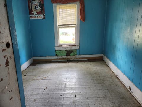 Tiny photo for 816 Warren Avenue, Mt Vernon, IL 62864 (MLS # 12739508)
