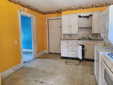 Tiny photo for 816 Warren Avenue, Mt Vernon, IL 62864 (MLS # 12739508)