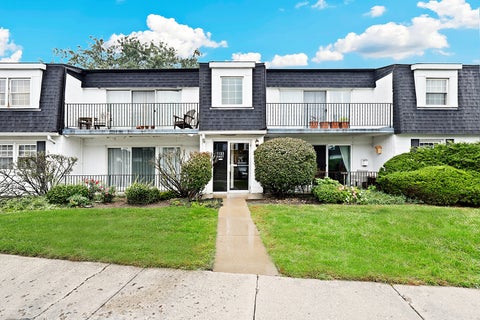 Photo of 1133 Royal St George Drive #102, Naperville, IL 60563 (MLS # 12765223)