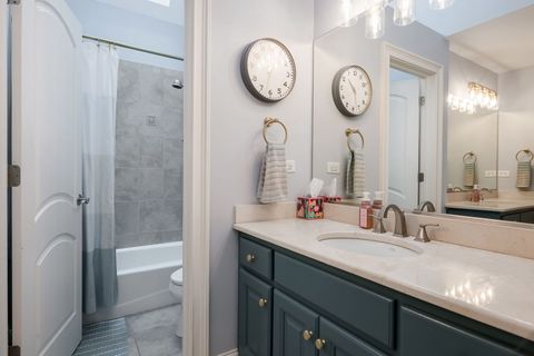 Tiny photo for 665 S Euclid Avenue, Elmhurst, IL 60126 (MLS # 12430815)