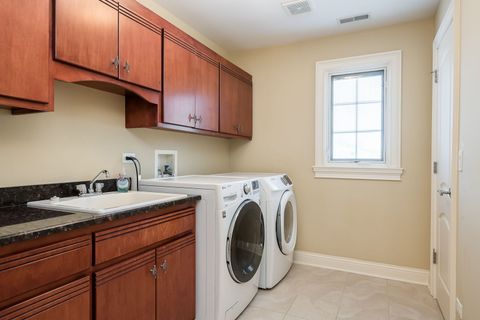 Tiny photo for 665 S Euclid Avenue, Elmhurst, IL 60126 (MLS # 12430815)