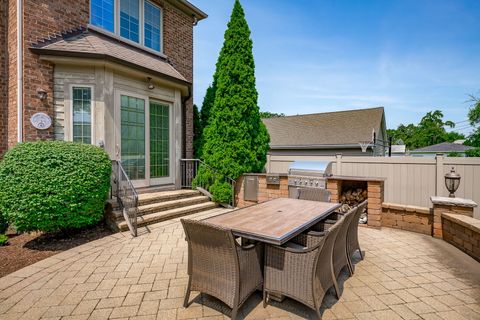 Tiny photo for 665 S Euclid Avenue, Elmhurst, IL 60126 (MLS # 12430815)