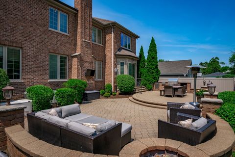 Tiny photo for 665 S Euclid Avenue, Elmhurst, IL 60126 (MLS # 12430815)