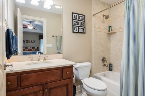 Tiny photo for 665 S Euclid Avenue, Elmhurst, IL 60126 (MLS # 12430815)