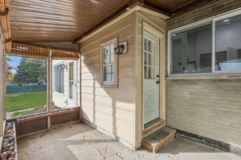 Tiny photo for 26 N Craig Place, Lombard, IL 60148 (MLS # 12603023)