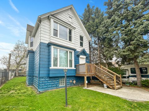 Tiny photo for 11326 S EGGLESTON Avenue, Chicago, IL 60628 (MLS # 12533604)