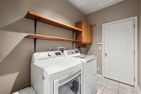 Tiny photo for 445 Kelly Lane, Crystal Lake, IL 60012 (MLS # 12712338)