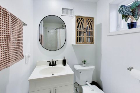 Tiny photo for 2506 Allison Court, Glenview, IL 60025 (MLS # 12581389)