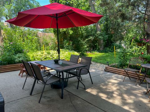 Tiny photo for 2506 Allison Court, Glenview, IL 60025 (MLS # 12581389)