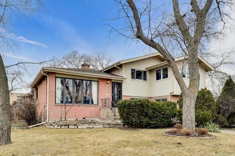 Photo of 2506 Allison Court, Glenview, IL 60025 (MLS # 12581389)