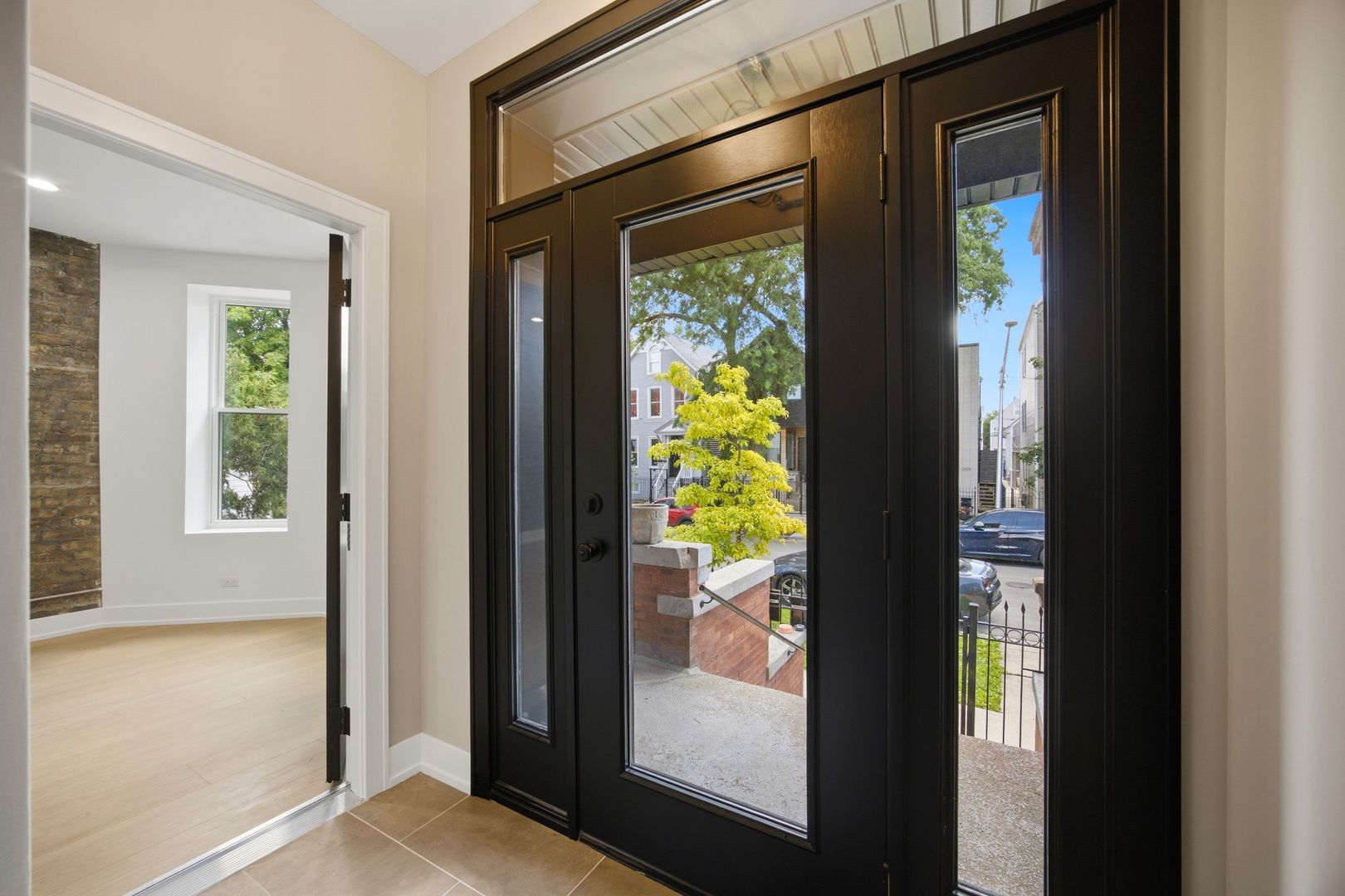 3608 W Wolfram Street
