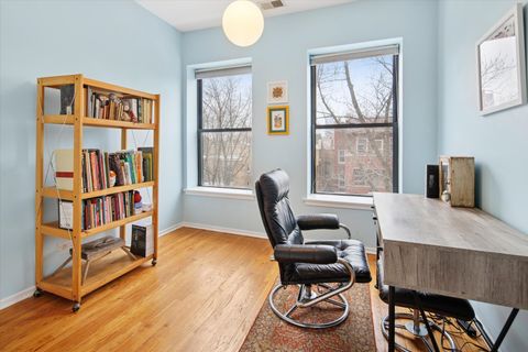 Tiny photo for 915 W Gunnison Street #3E, Chicago, IL 60640 (MLS # 12559804)