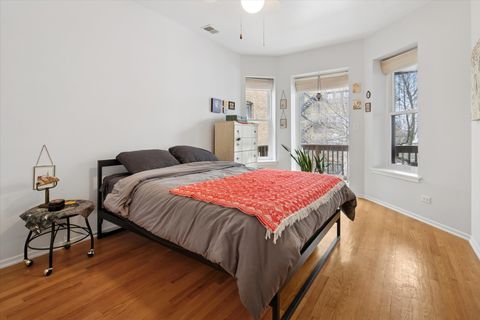 Tiny photo for 915 W Gunnison Street #3E, Chicago, IL 60640 (MLS # 12559804)