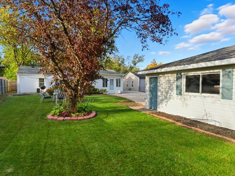 Tiny photo for 1005 S Park Boulevard, Streamwood, IL 60107 (MLS # 12498944)