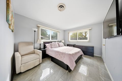 Tiny photo for 1005 S Park Boulevard, Streamwood, IL 60107 (MLS # 12498944)