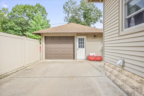 Tiny photo for 217 W Moulton Street, Pontiac, IL 61764 (MLS # 12765510)