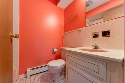Tiny photo for 444 Washington Boulevard #404, Oak Park, IL 60302 (MLS # 12493404)