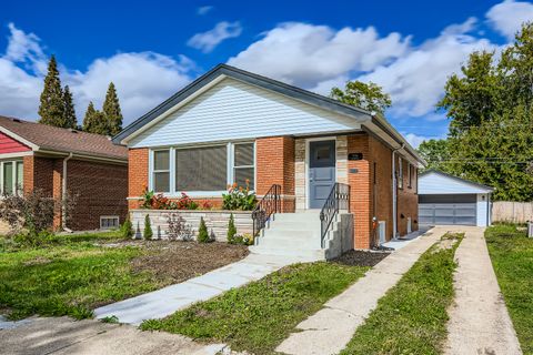 Photo of 1918 W 108th Place, Chicago, IL 60643 (MLS # 12548744)