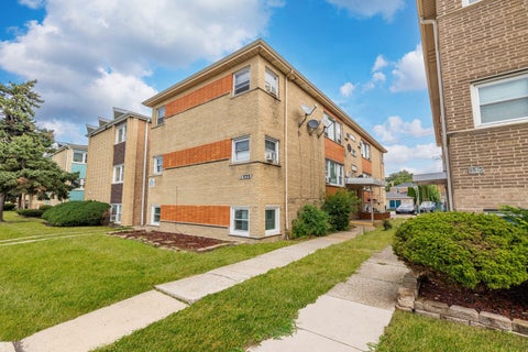 Photo of 1939 S Harlem Avenue #BW, Berwyn, IL 60402 (MLS # 12748775)
