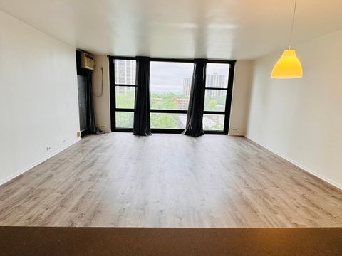 Tiny photo for 2605 S Indiana Avenue #608, Chicago, IL 60616 (MLS # 12455354)