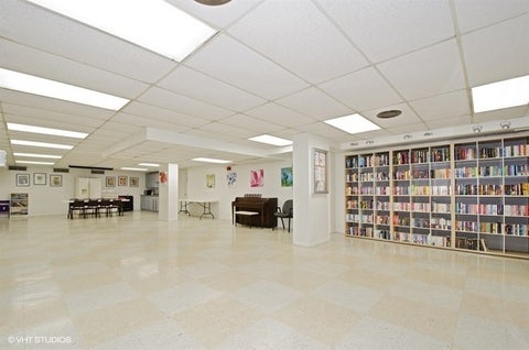 Tiny photo for 7033 N Kedzie Avenue #1707, Chicago, IL 60645 (MLS # 12773577)