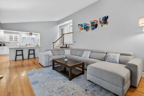 Tiny photo for 10845 Claridge Avenue, Westchester, IL 60154 (MLS # 12600943)