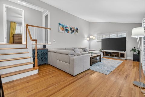 Tiny photo for 10845 Claridge Avenue, Westchester, IL 60154 (MLS # 12600943)