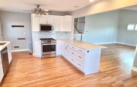 Tiny photo for 10845 Claridge Avenue, Westchester, IL 60154 (MLS # 12600943)