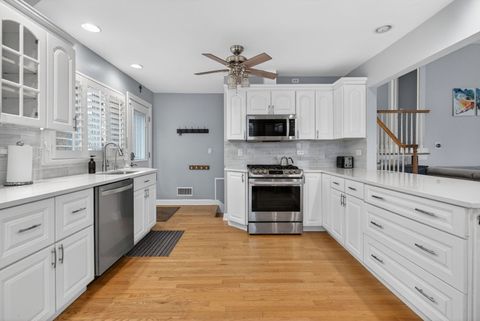 Tiny photo for 10845 Claridge Avenue, Westchester, IL 60154 (MLS # 12600943)