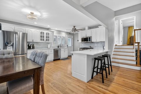 Tiny photo for 10845 Claridge Avenue, Westchester, IL 60154 (MLS # 12600943)