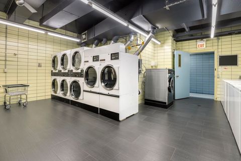 Tiny photo for 3150 N Lake Shore Drive #8E, Chicago, IL 60657 (MLS # 12595475)