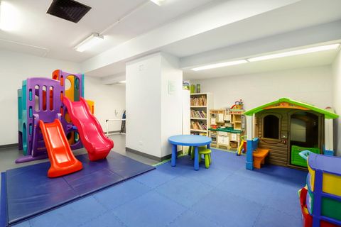 Tiny photo for 3150 N Lake Shore Drive #8E, Chicago, IL 60657 (MLS # 12595475)