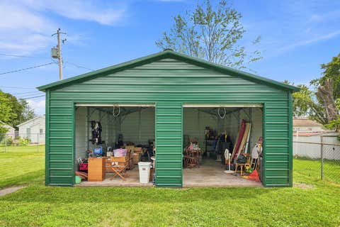 Tiny photo for 332 32nd Avenue, East Moline, IL 61244 (MLS # 12727718)
