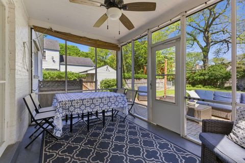 Tiny photo for 1423 Kirk Street, Evanston, IL 60202 (MLS # 12645976)