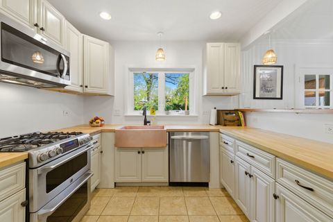 Tiny photo for 1423 Kirk Street, Evanston, IL 60202 (MLS # 12645976)