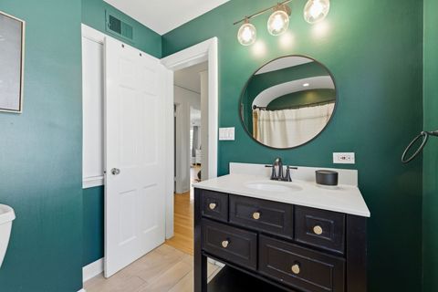 Tiny photo for 1423 Kirk Street, Evanston, IL 60202 (MLS # 12645976)
