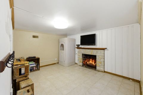 Tiny photo for 1423 Kirk Street, Evanston, IL 60202 (MLS # 12645976)
