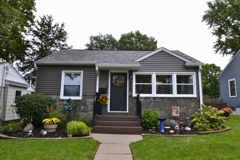 Photo of 2550 Cody Street, Bettendorf, IA 52722 (MLS # 12767918)