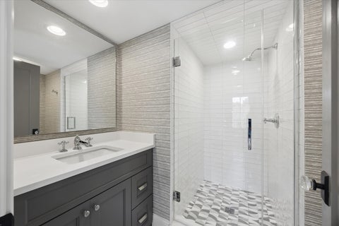 Tiny photo for 17 Ulm Place, Hinsdale, IL 60521 (MLS # 12774207)