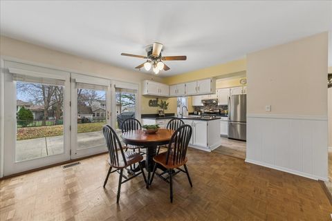 Tiny photo for 507 N Clearwater Street, Roselle, IL 60172 (MLS # 12591340)