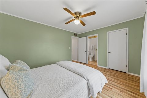 Tiny photo for 507 N Clearwater Street, Roselle, IL 60172 (MLS # 12591340)