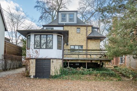 Tiny photo for 128 Lawndale Avenue, Wilmette, IL 60091 (MLS # 12550995)