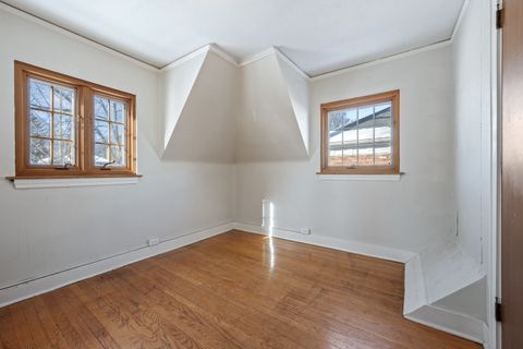 Tiny photo for 128 Lawndale Avenue, Wilmette, IL 60091 (MLS # 12550995)