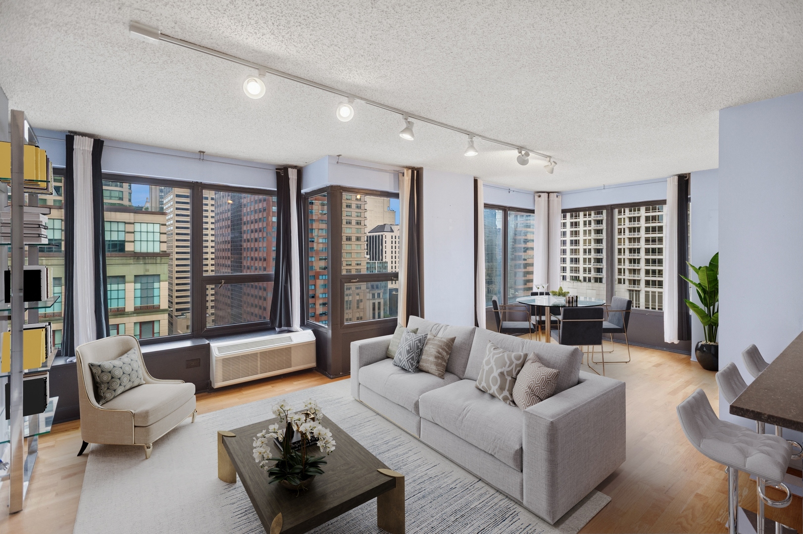 30 E Huron Street 1702