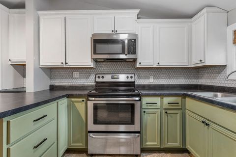 Tiny photo for 702 E Lincoln Street, Monticello, IL 61856 (MLS # 12634254)